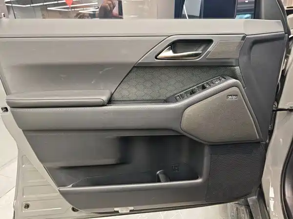 Lexus GX 2024