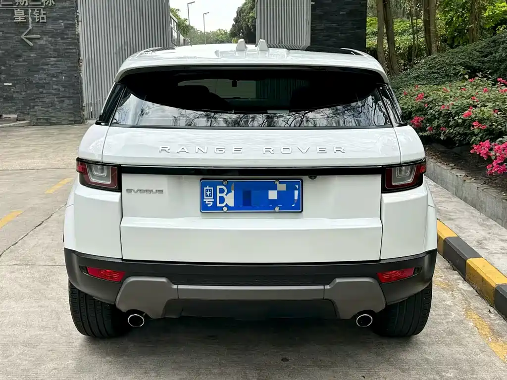 Land Rover Evoque 2018 — фото 9
