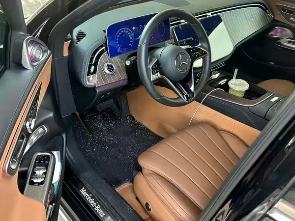 Mercedes-Benz E-Class 2025