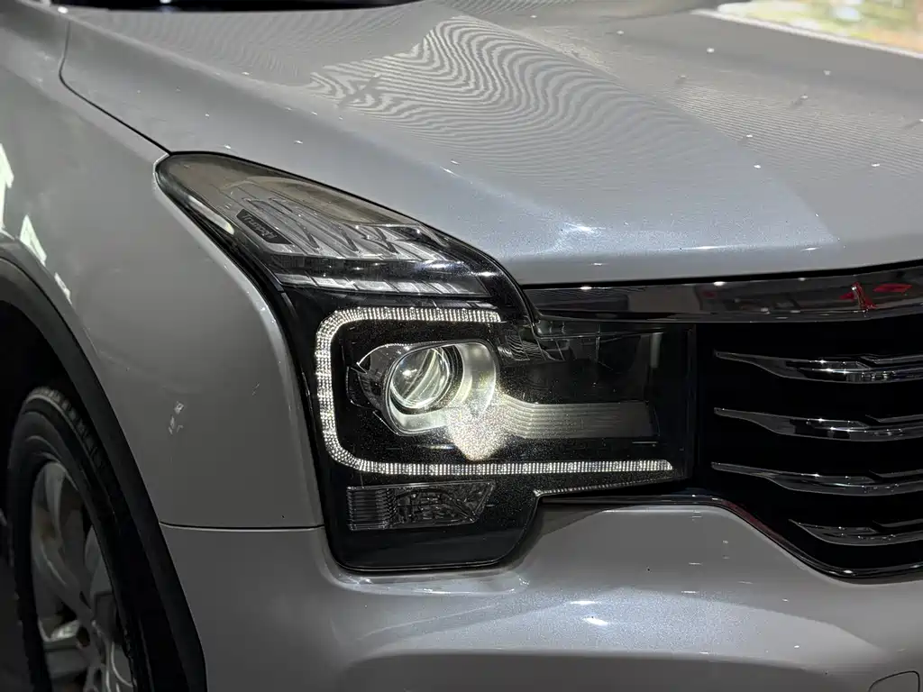 GAC Motor Trumpchi GS8 2017 — фото 21