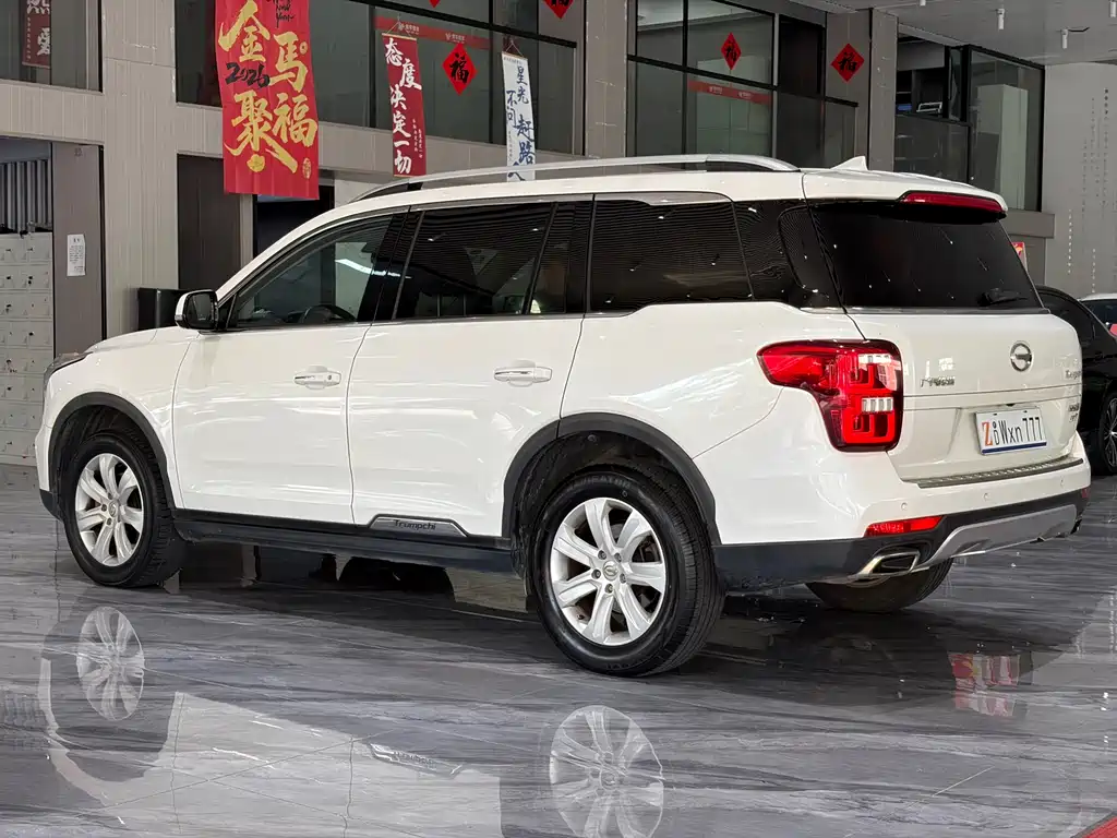 GAC Motor Trumpchi GS8 2017 — фото 30