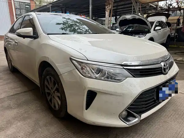 Toyota Camry 2017