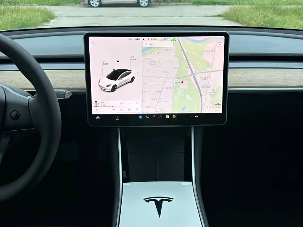 Tesla Model 3 2021 — фото 19
