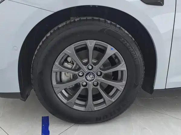 BYD Qin L 2025