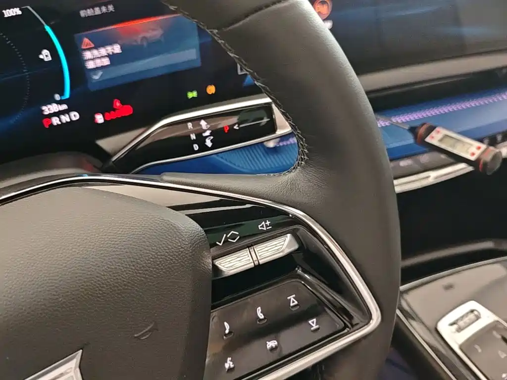 Cadillac IQ Aoge 2025 — фото 14