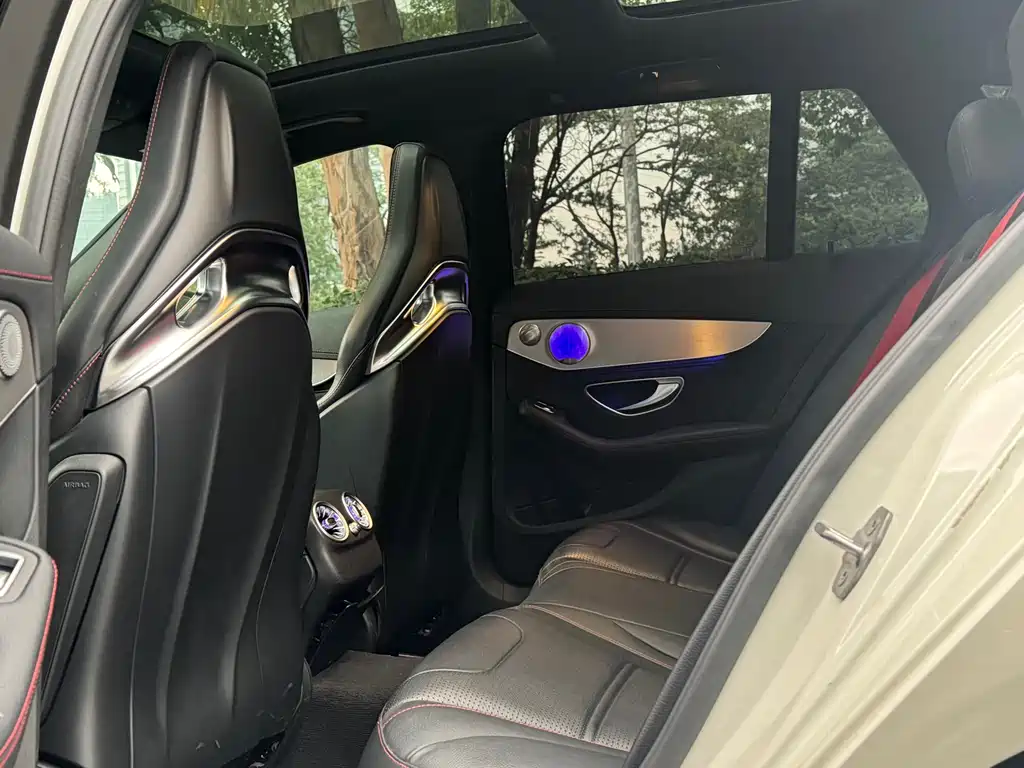 Mercedes-Benz C-Class AMG 2019 — фото 12