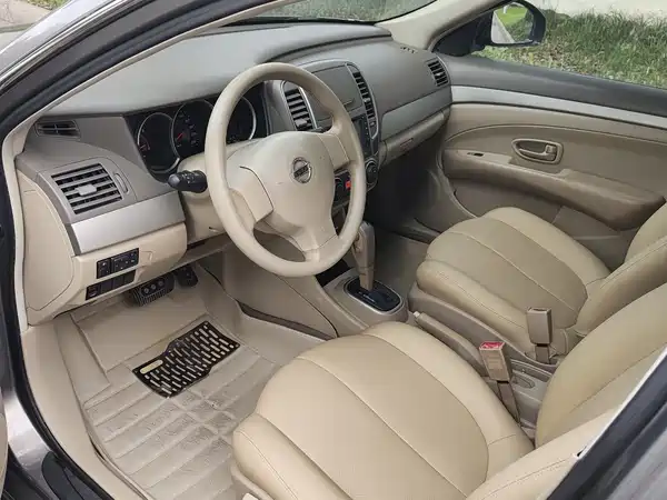 Nissan Sylphy 2013