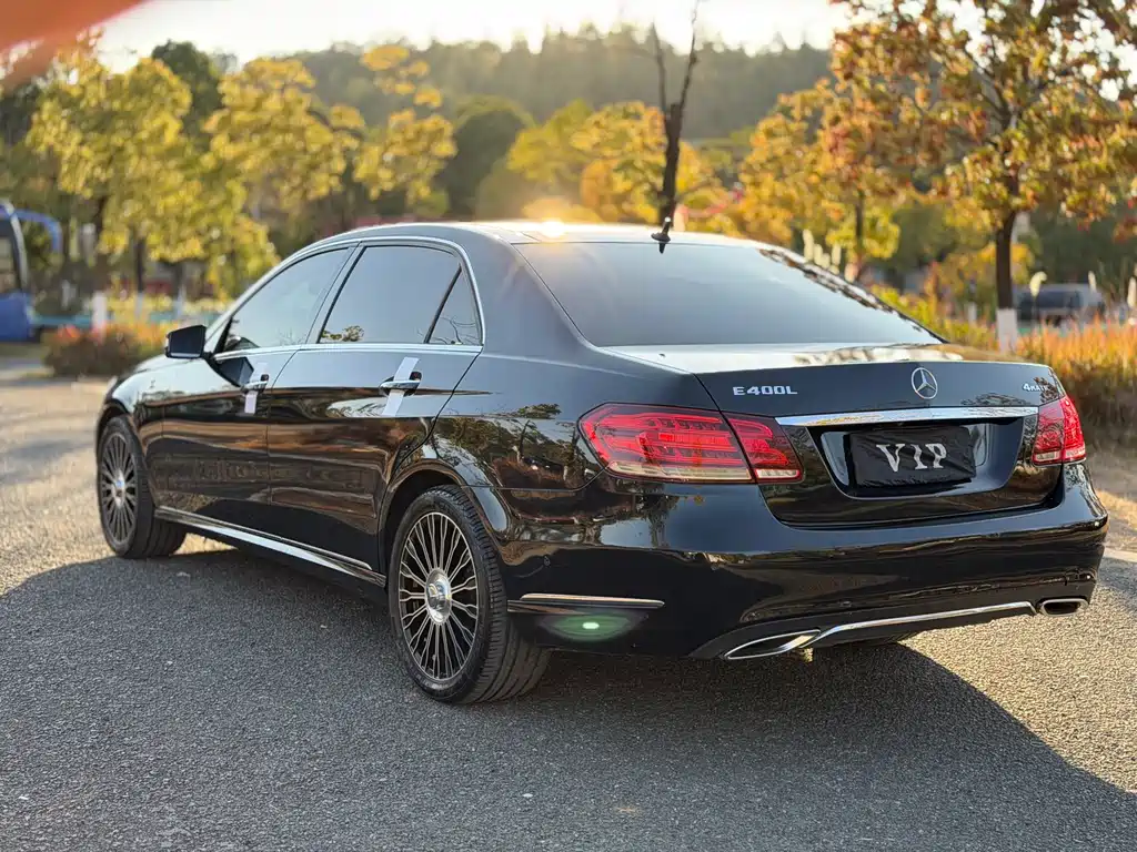 Mercedes-Benz E-Class 2015 — фото 11