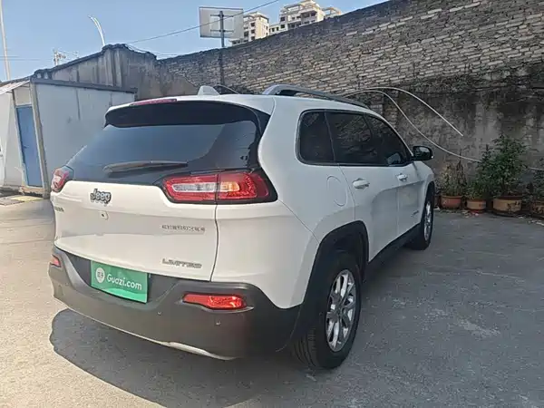Jeep Cherokee 2018