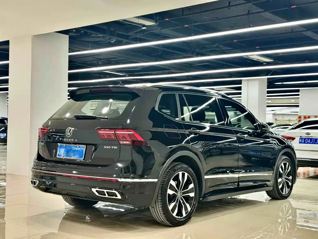 Volkswagen Tiguan L 2021 — фото 6
