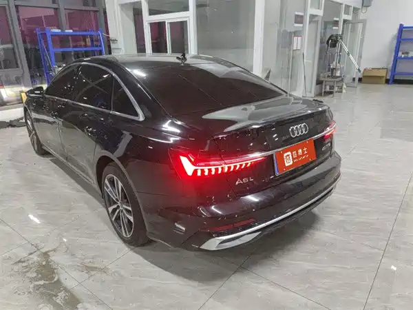Audi A6L 2025
