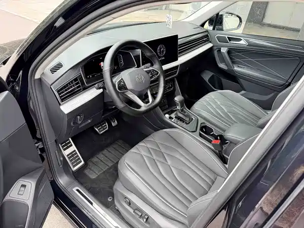 Volkswagen Tiguan L 2023