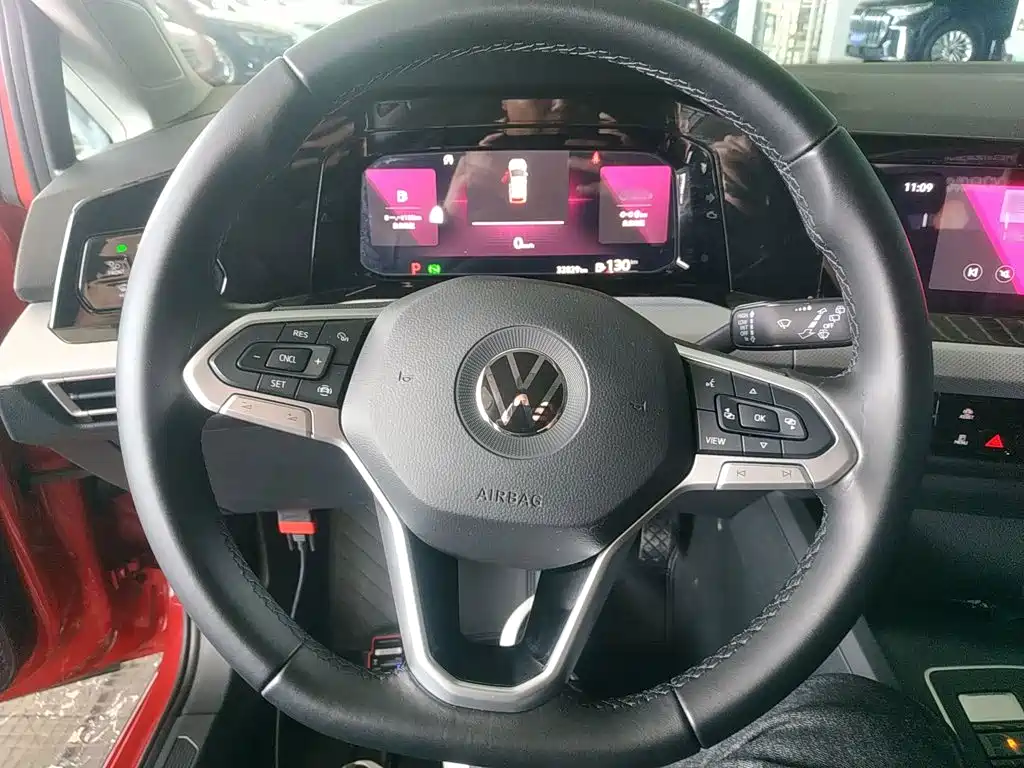 Volkswagen Golf 2021