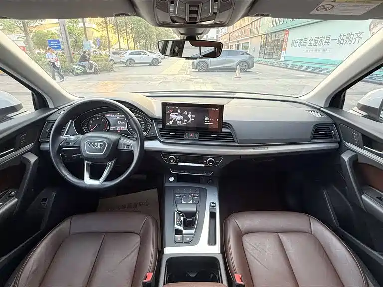 Audi Q5L 2019 — фото 15
