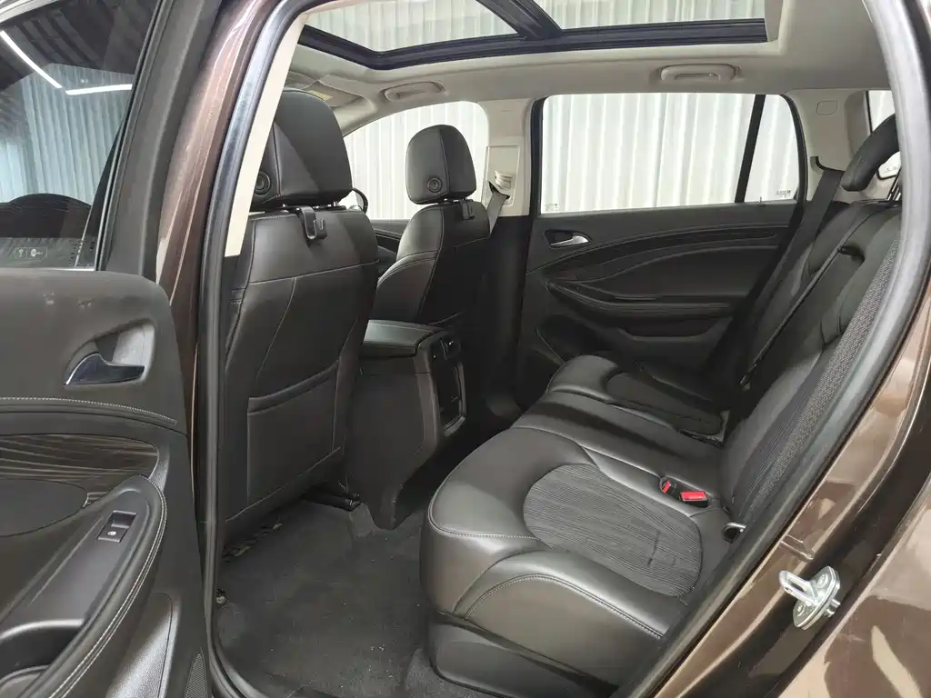 Buick Envision Plus 2021 — фото 10