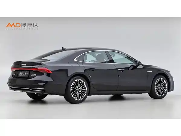 Audi A7L 2024