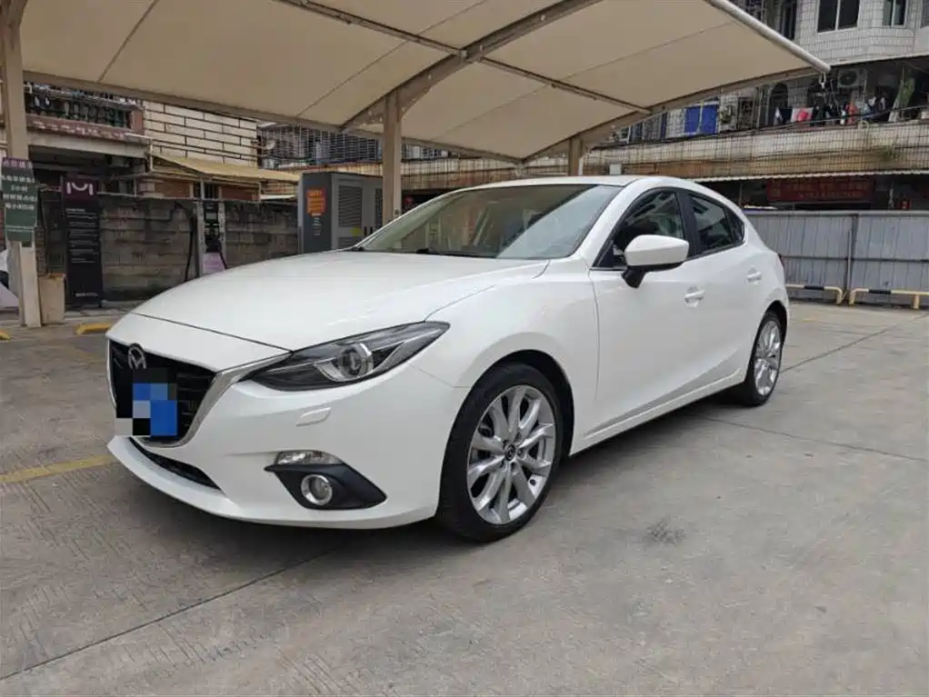 Mazda 3 Axela 2014 — фото 1
