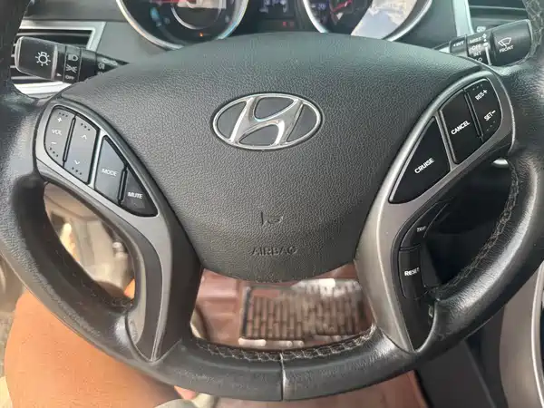 Hyundai Elantra Langdong 2015