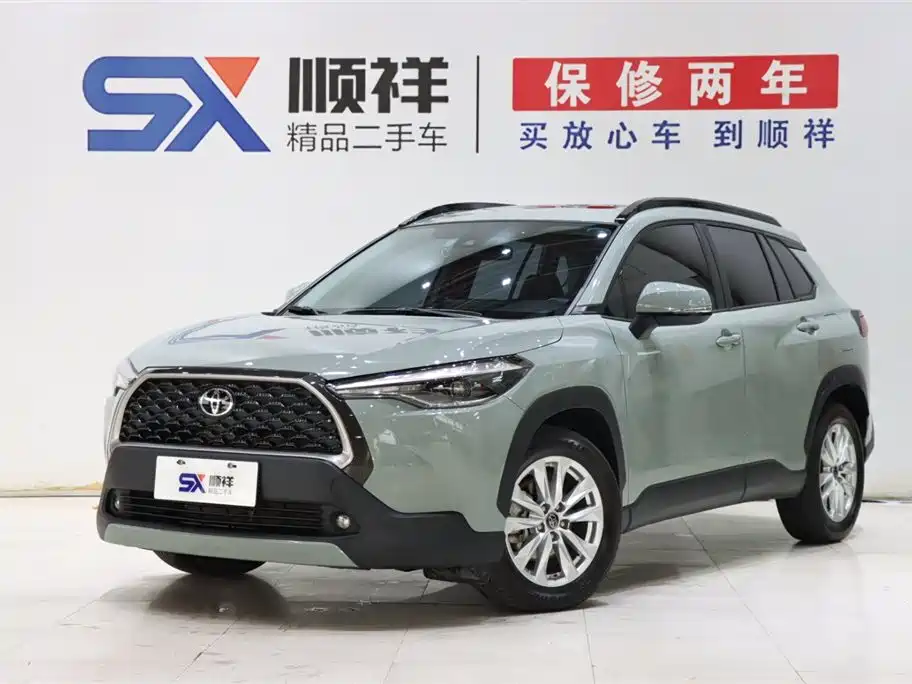 Toyota Corolla Cross 2022 — фото 1