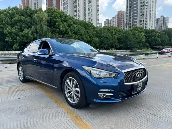 Infiniti Q50L 2017