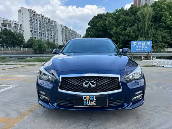 Infiniti Q50L 2017