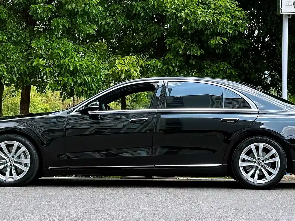 Mercedes-Benz S-Class 2022 — фото 2