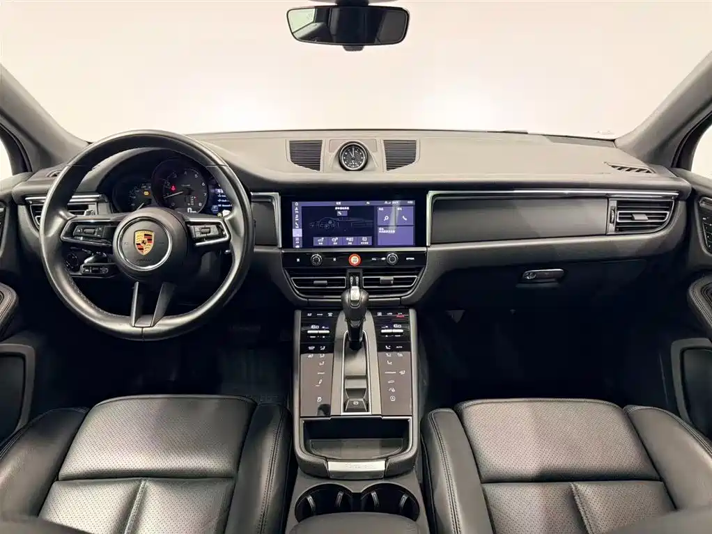 Porsche Macan 2024 — фото 9