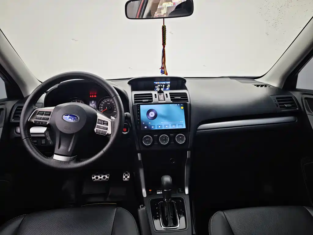 Subaru Forester 2015 — фото 17