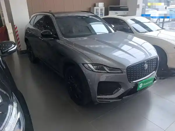 Jaguar F-PACE 2024