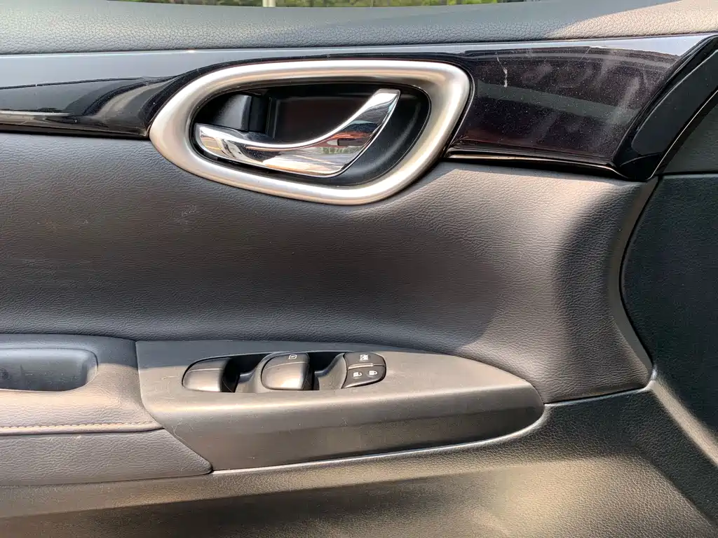 Nissan Sylphy 2019 — фото 20