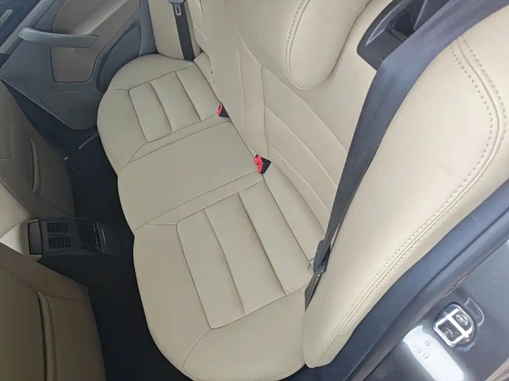 Skoda Octavia 2014 — фото 17