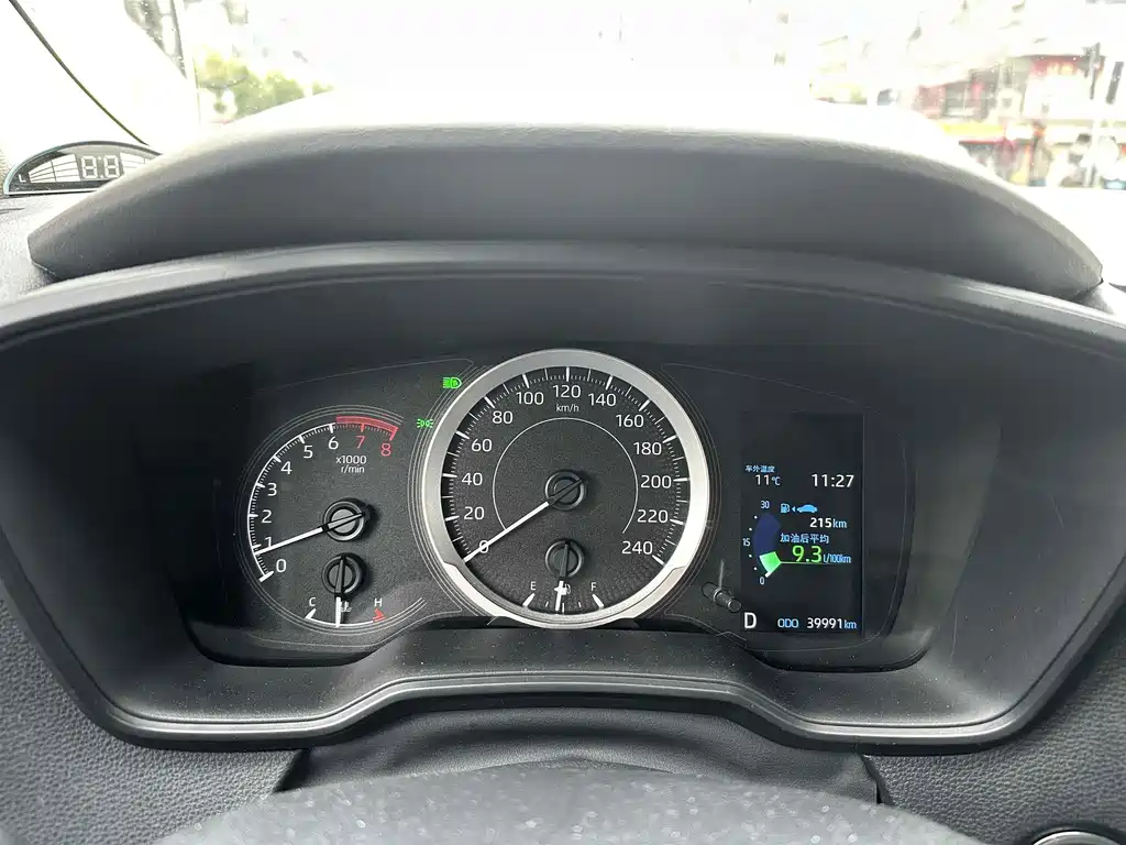 Toyota Corolla 2021 — фото 10