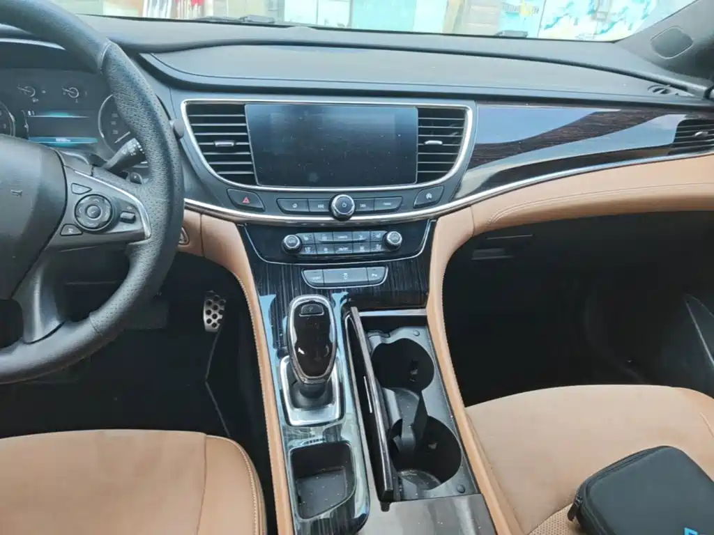 Buick LaCrosse 2016 — фото 13