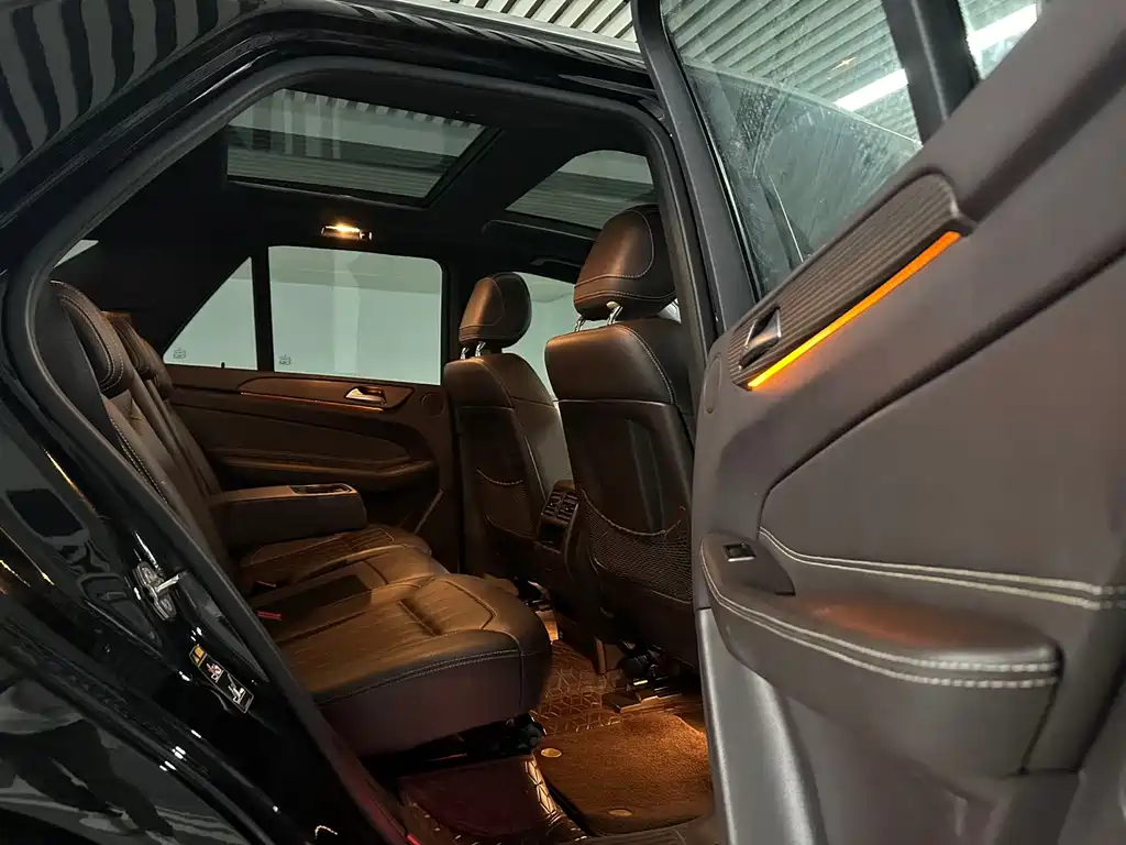 Mercedes-Benz GLE 2019 — фото 21