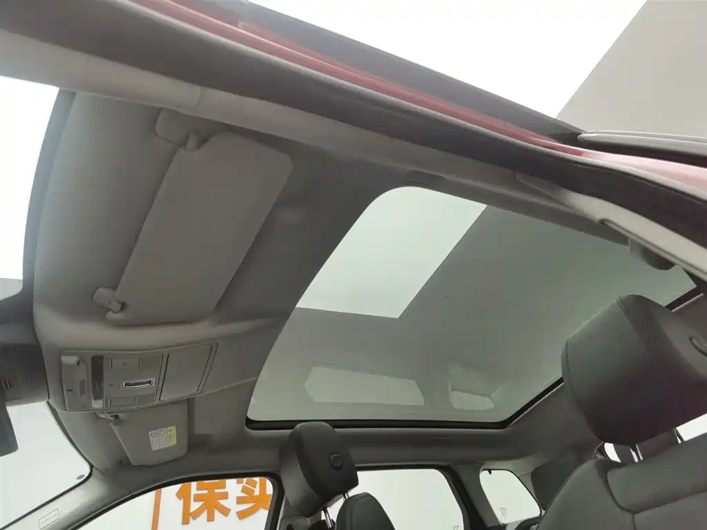 Land Rover Evoque 2018 — фото 14