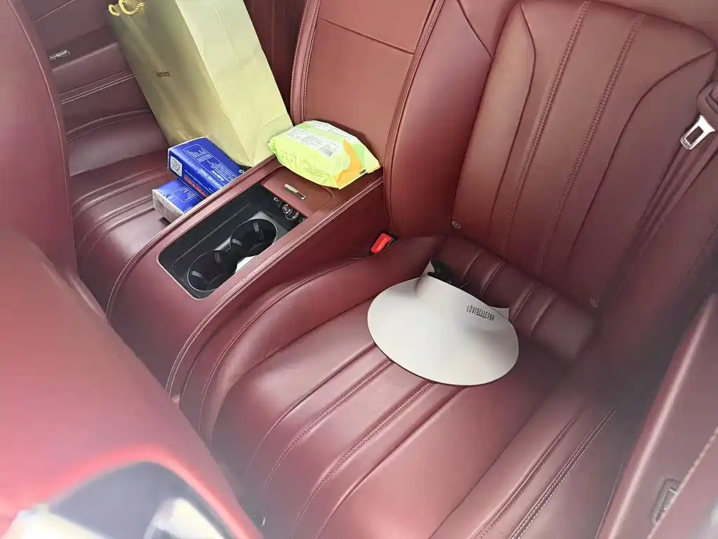 Bentley Continental 2021