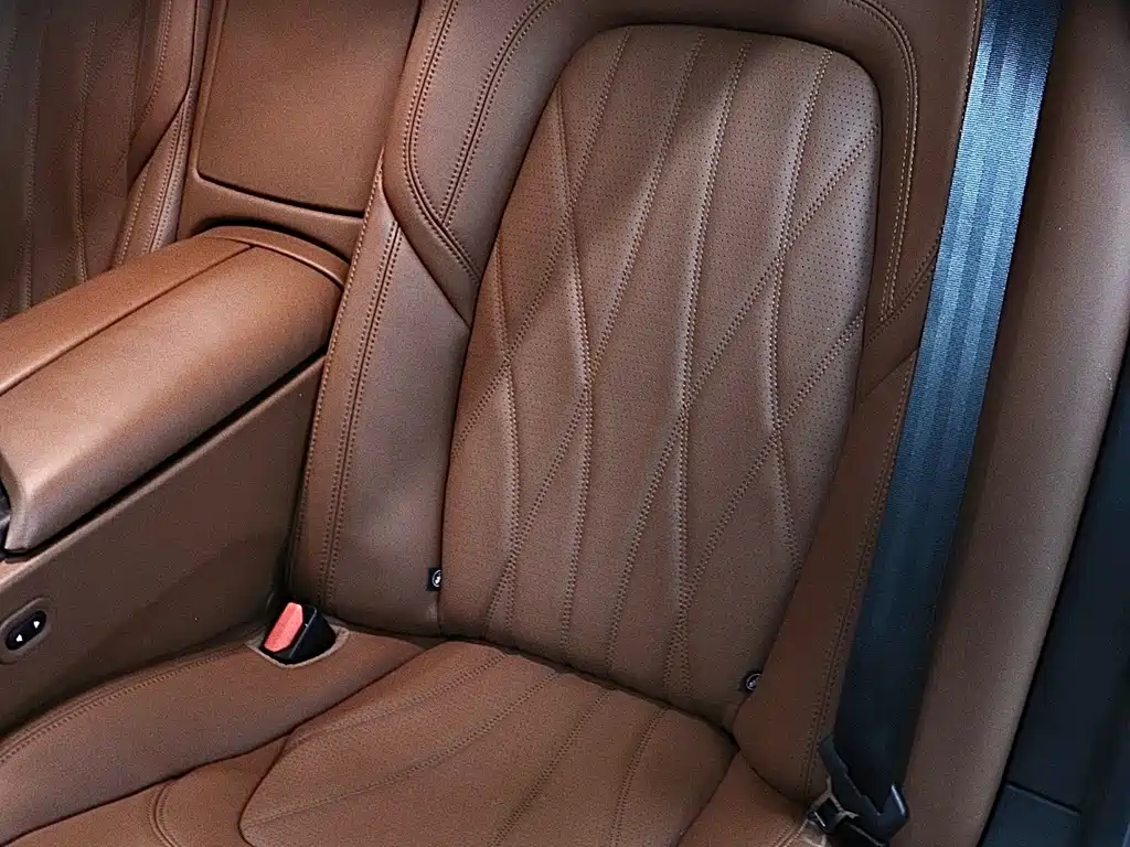 Maserati Quattroporte 2020 — фото 14