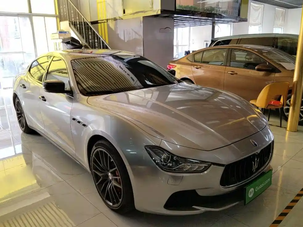 Maserati Ghibli 2015 — фото 4