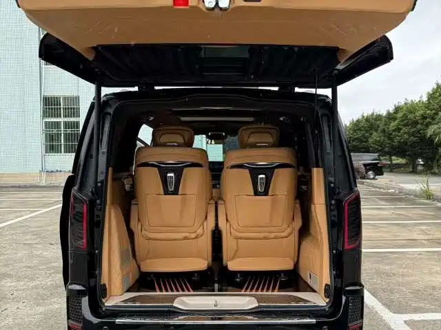 Mercedes-Benz V-Class 2022 — фото 5