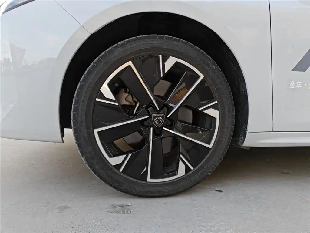 Peugeot 508 2023 — фото 23