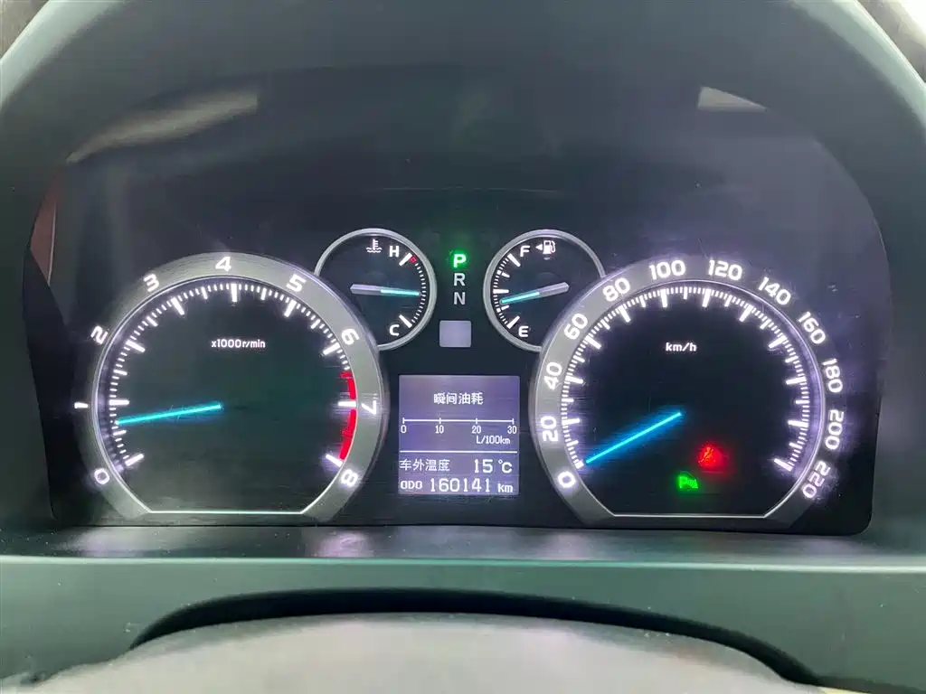 Toyota Alphard 2011 — фото 22