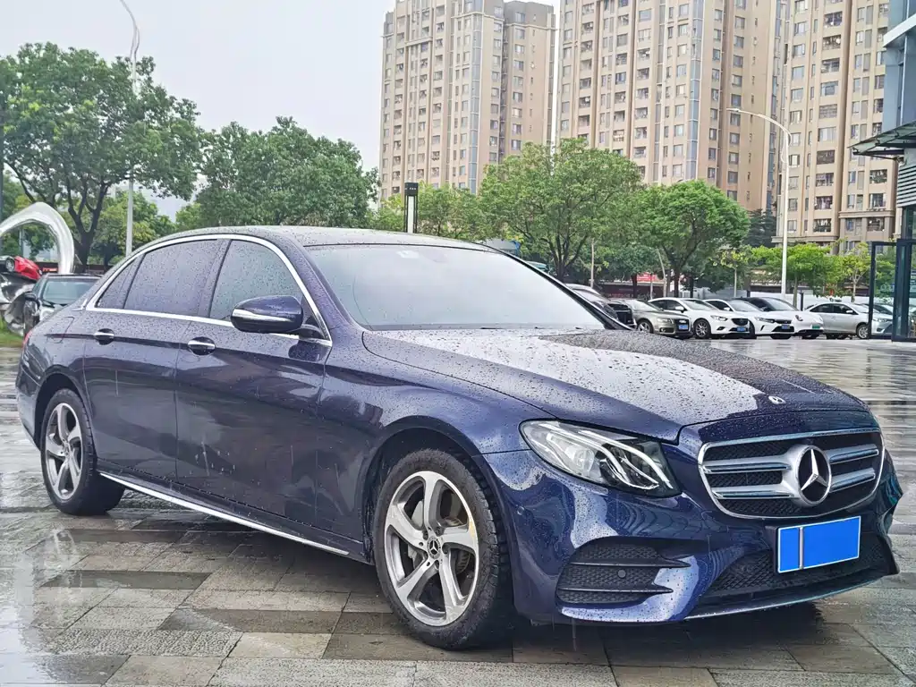 Mercedes-Benz E-Class 2018 — фото 3