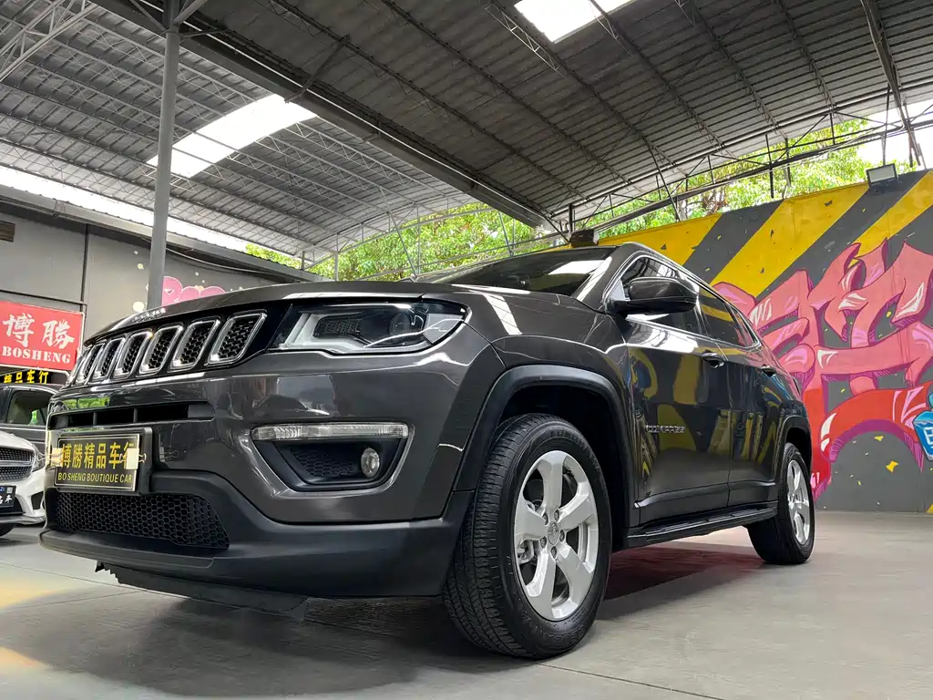 Jeep Compass 2019 — фото 8