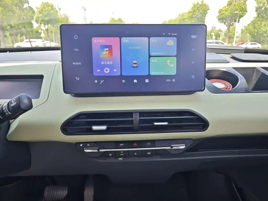 Geely Galaxy Panda 2023 — фото 15