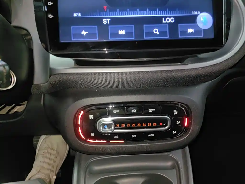 smart fortwo 2018 — фото 13