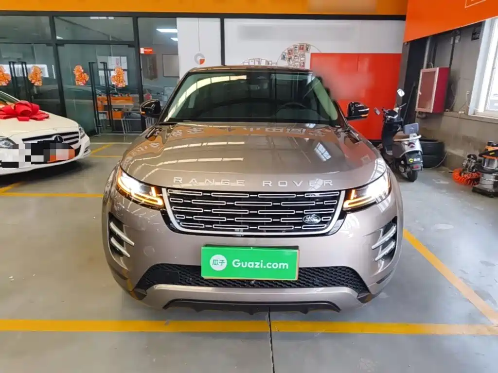 Land Rover Evoque 2025