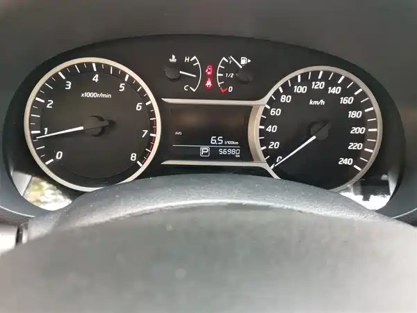 Nissan Bluebird 2019