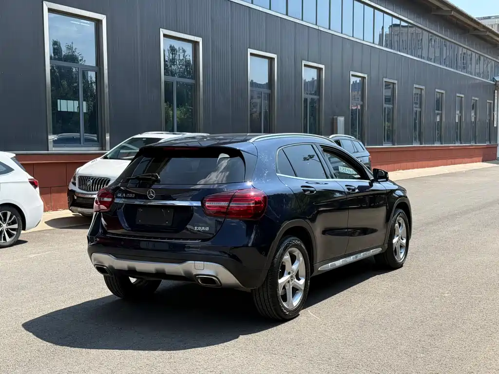 Mercedes-Benz GLA 2018 — фото 6