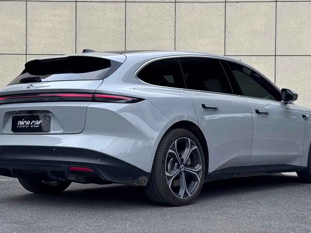 NIO ET5T 2024