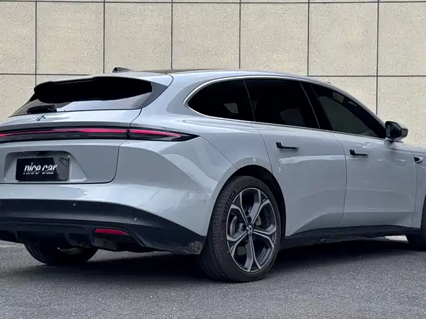 NIO ET5T 2024